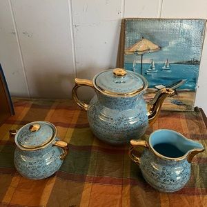 Vintage tea pot set